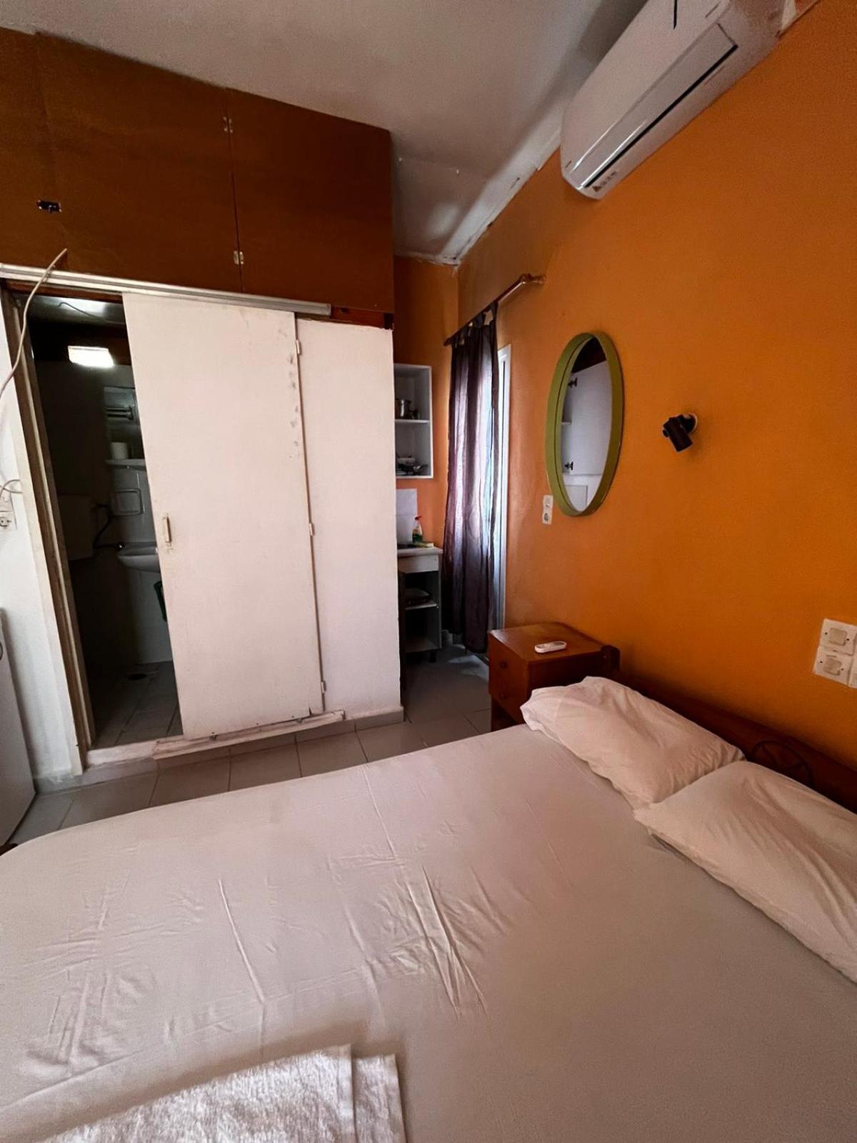 Selena Rooms أغيا غاليني المظهر الخارجي الصورة